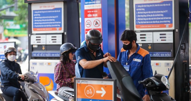 Nghi vấn trục lợi từ hóa đơn xăng dầu, cơ quan thuế yêu cầu rà soát gấp
